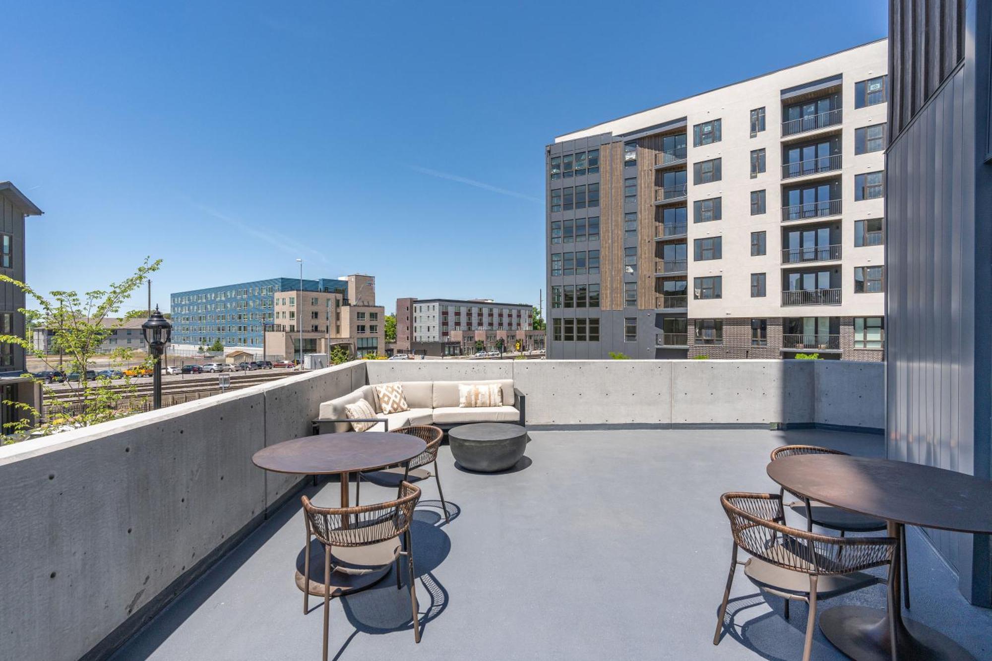 Outstanding Amenities-New Complex- Downtown Luxury Apartment Salt Lake City Exterior photo